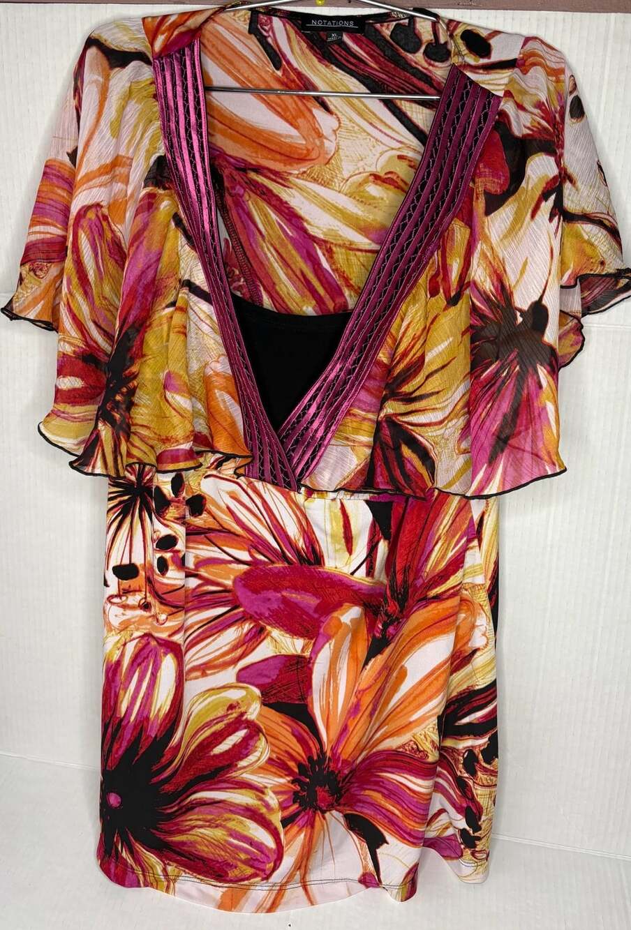 Notations Women's XL Floral Print Flutter Sleeve Blouse with Metallic Trim